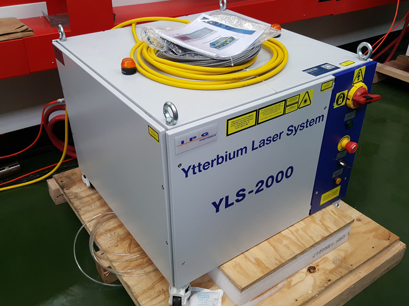 Laserový laserový zdroj IPG YLS-2000 W pre laserový rezač s presnosťou 2 kW